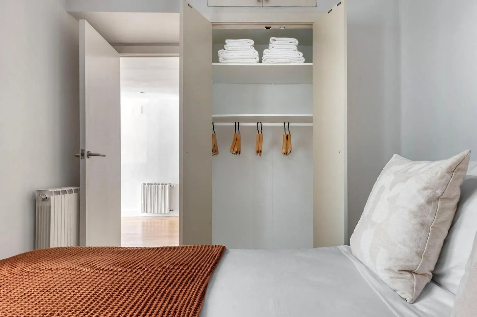 Antiga Esquerra De Leixample 2Br Nr Hospital Bcn-101 Apartment Barcelona Spain